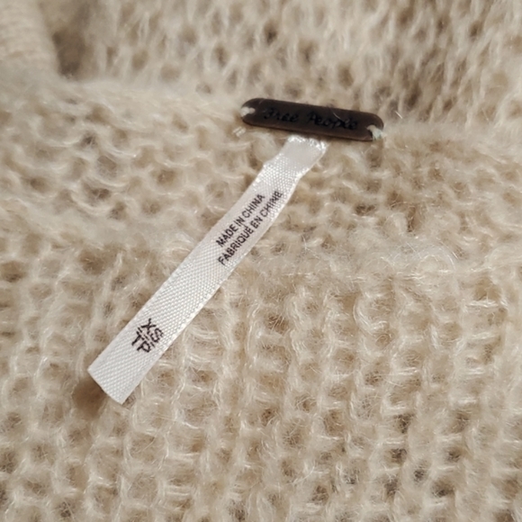 Free People Mohair Blend Transparent Crew Neck Sand Beige Cream Tunic Sweater XS - Picture 7 of 7